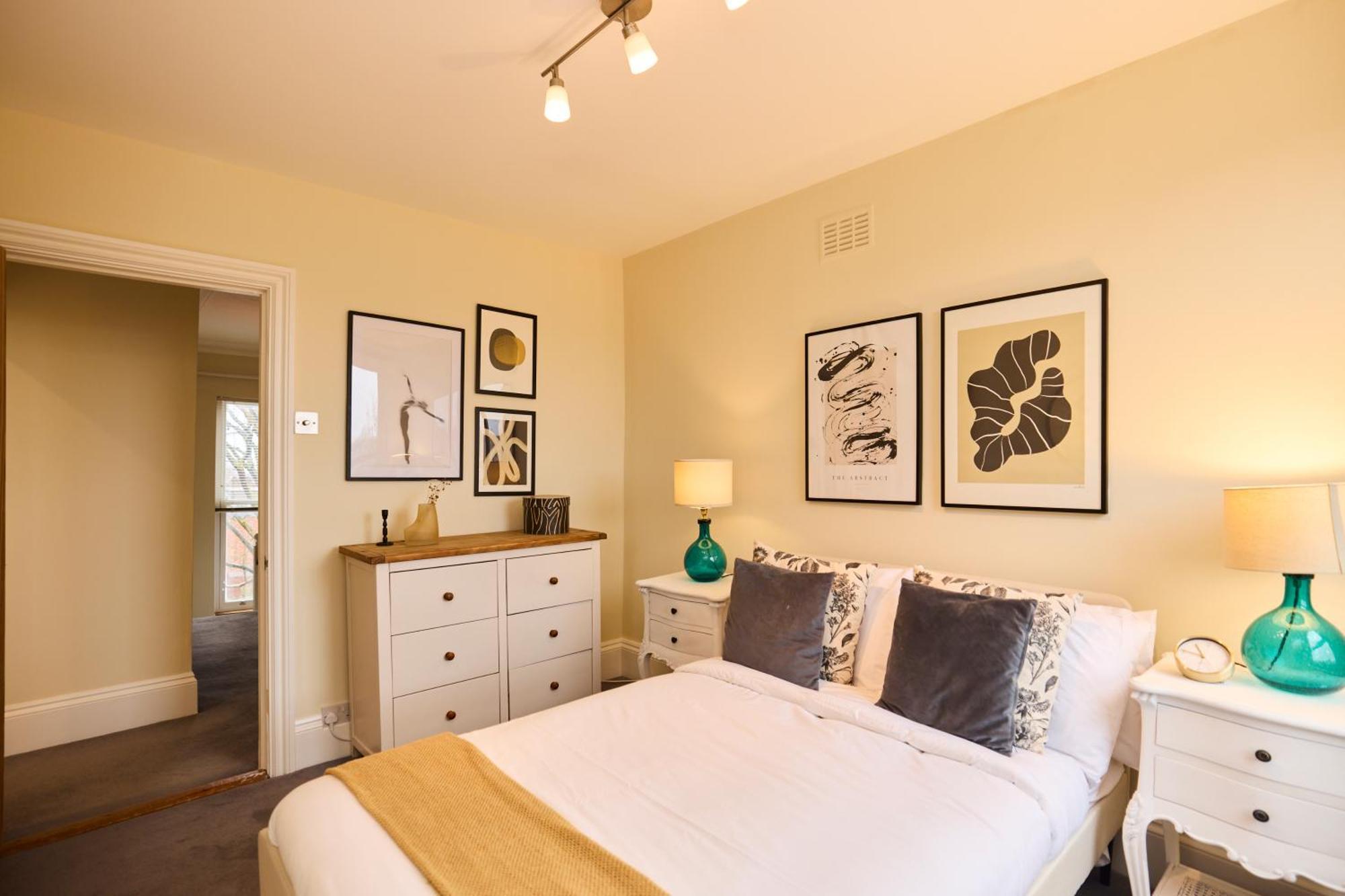 The Peckham Hideaway - Bright 3Bdr Flat Apartment Лондон Екстериор снимка