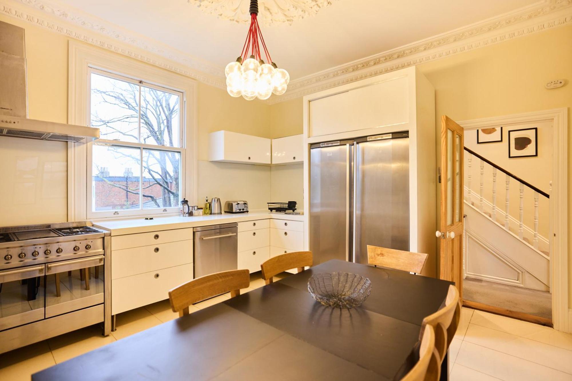 The Peckham Hideaway - Bright 3Bdr Flat Apartment Лондон Екстериор снимка